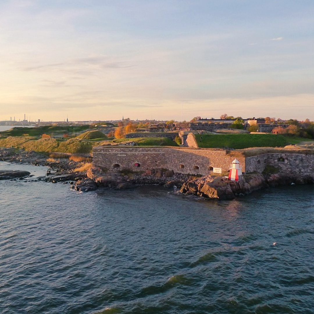 suomenlinna, viapori, kustaanmiekka